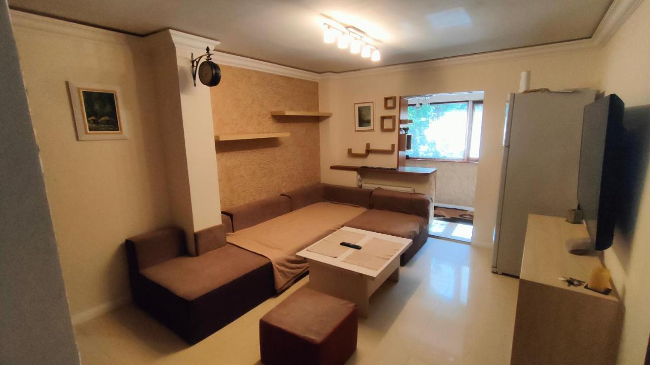 בוקרשט Duck Apartment מראה חיצוני תמונה
