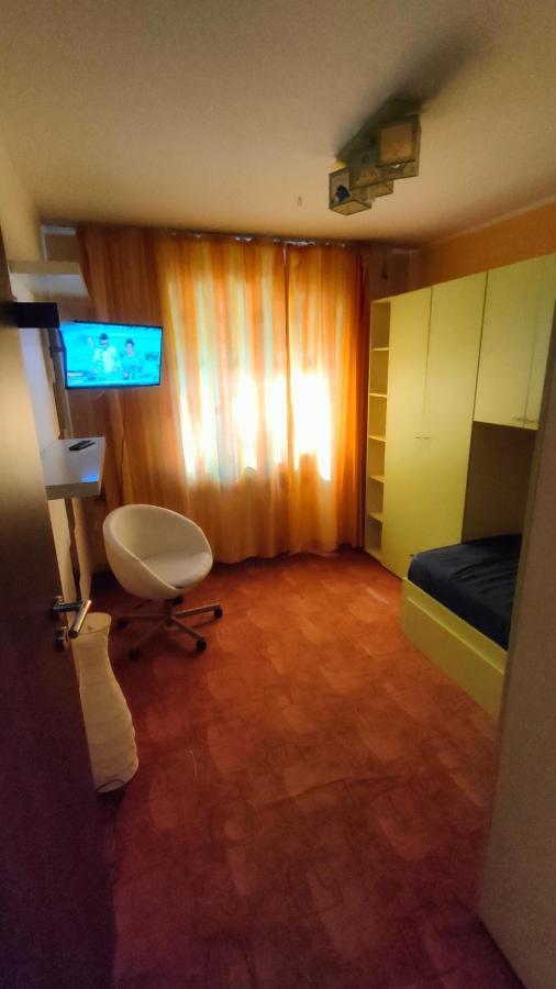 בוקרשט Duck Apartment מראה חיצוני תמונה