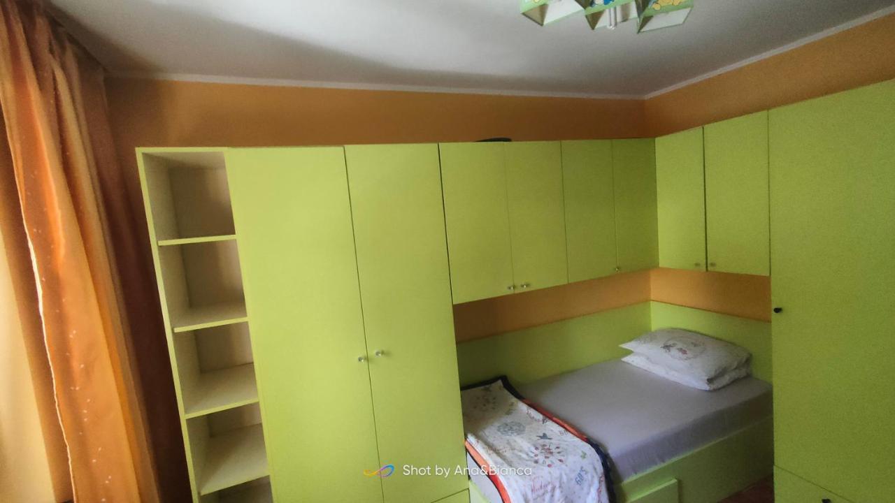 בוקרשט Duck Apartment מראה חיצוני תמונה